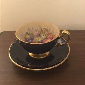 Aynsley Bone China tea cup